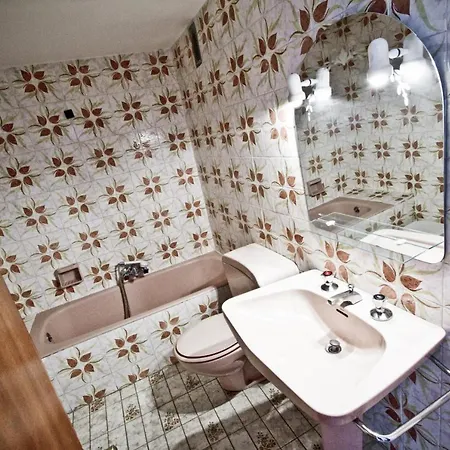 Anagabu 5h Planet Costa Dorada Apartamento *